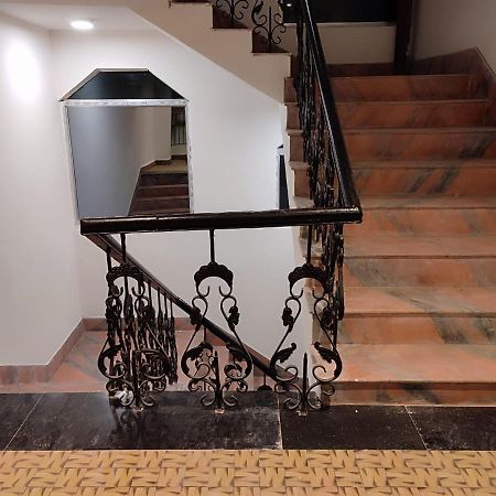 Staymaker Hotel Mohan Palace Baharampur Ngoại thất bức ảnh
