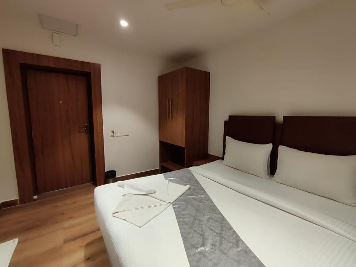 Staymaker Hotel Mohan Palace Baharampur Ngoại thất bức ảnh